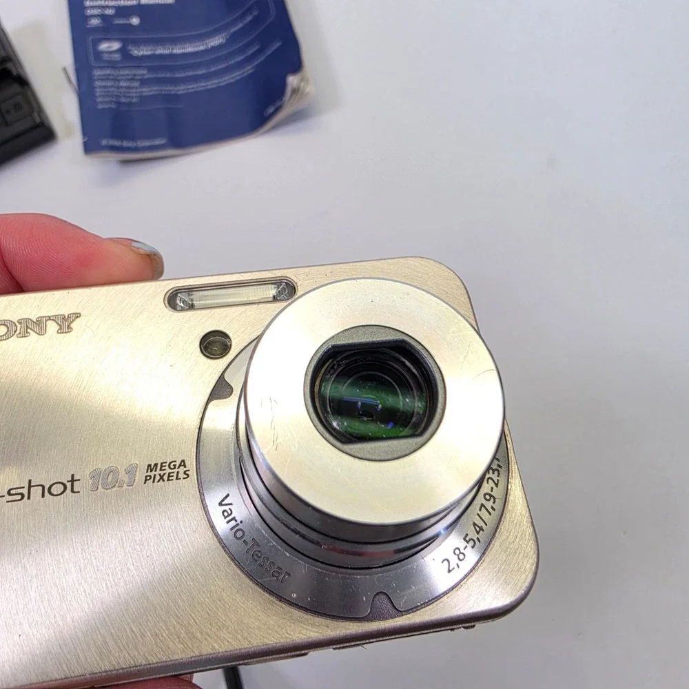 Sony Cyber-Shot DSC-N2 Digital Camera 10.1MP Gold Vario-Tessar Tested Bundle
